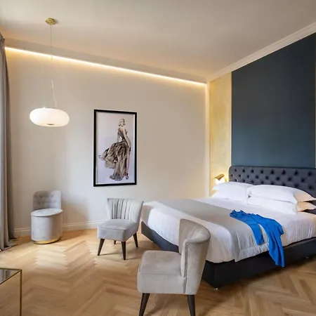Spagna Luxury 招待所 4*