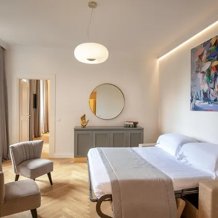 招待所 Spagna Luxury 4*