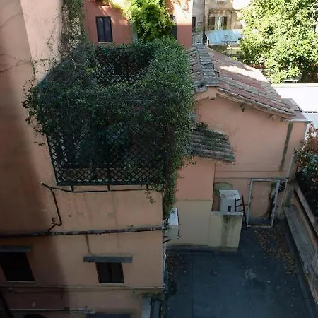 Spagna Luxury Pensión Roma