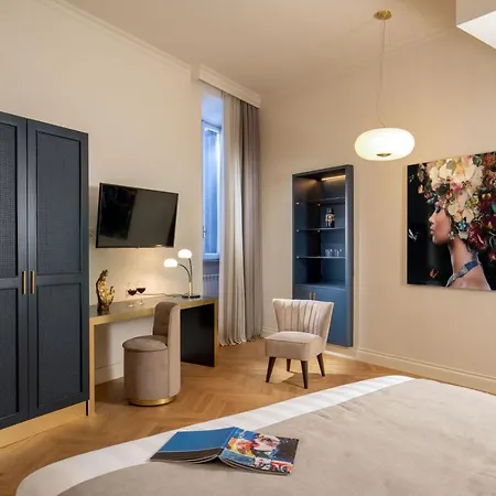 Spagna Luxury Pensión Roma