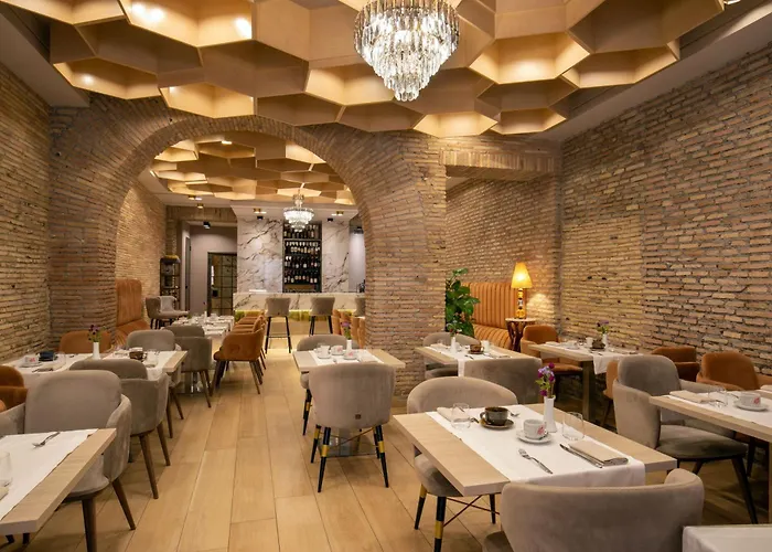 Spagna Luxury 4* Roma