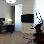 Spagna Luxury Affittacamere 4*
