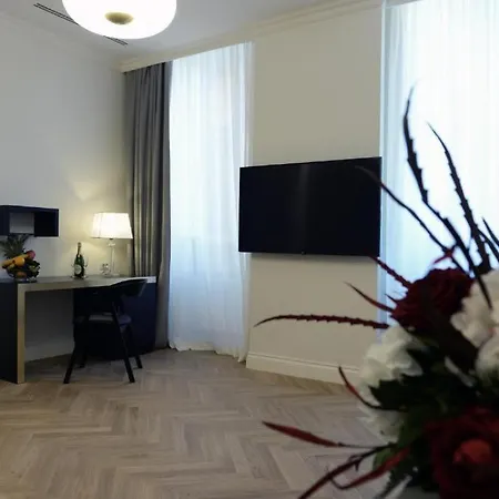 Spagna Luxury Pensjonat 4*